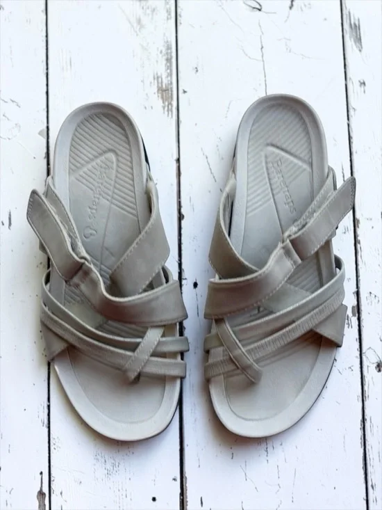 Baretraps Comfort Sandals Beige Strappy Cushioned Footbed Lightweight Slip-On - Picture 9 of 10